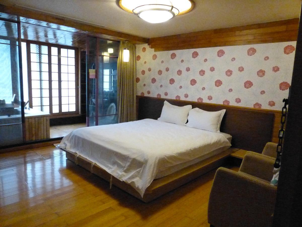 Full Moon Spa Wulai Eksteriør billede